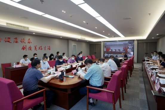 尊龙凯时集团召开疫情防控工作领导小组2022年第3次会议 集团党委书记、董事长、疫情防控工作领导小组第一组长任丁主持会议并讲话